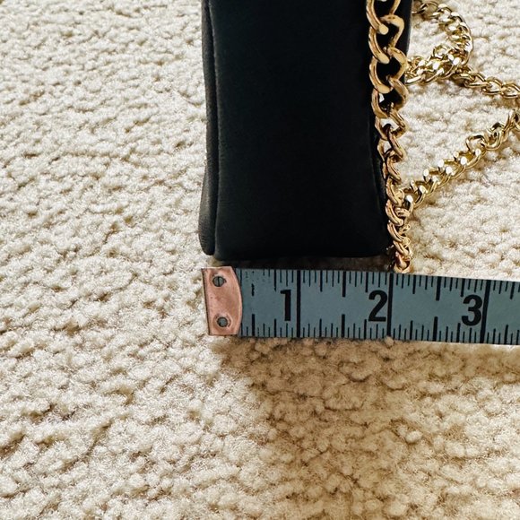 Limited Edition Y2K Juicy Couture Black Leather Hearts Gold Chain Crossbody Bag - Picture 14 of 16